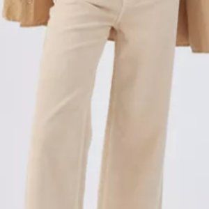 BDG NWT High & Wide Denim Jeans